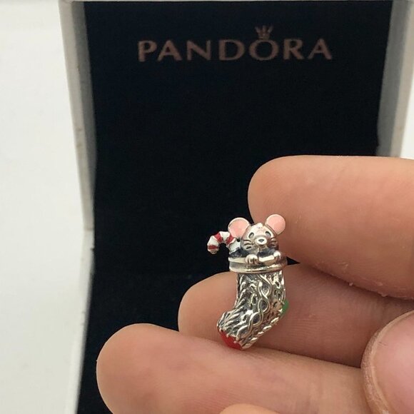✨🔥Pandora Festive Mouse & Stocking Charm The magic of Christmas - Picture 1 of 8